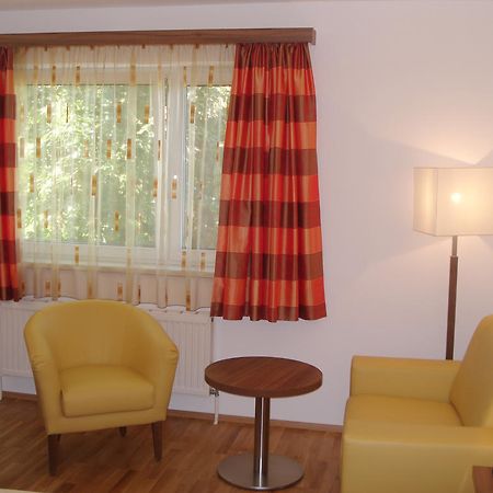 Hotel Almtalerhof Траун Экстерьер фото